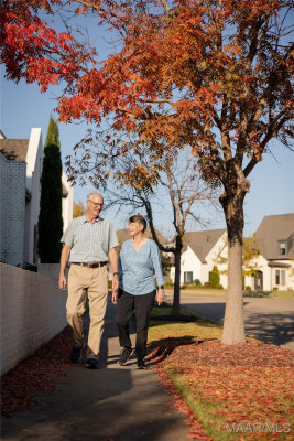 4549 Broadwick Street