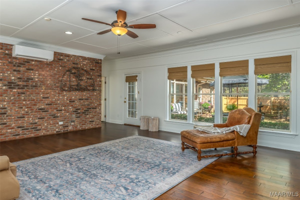 1001 Merrywood Drive