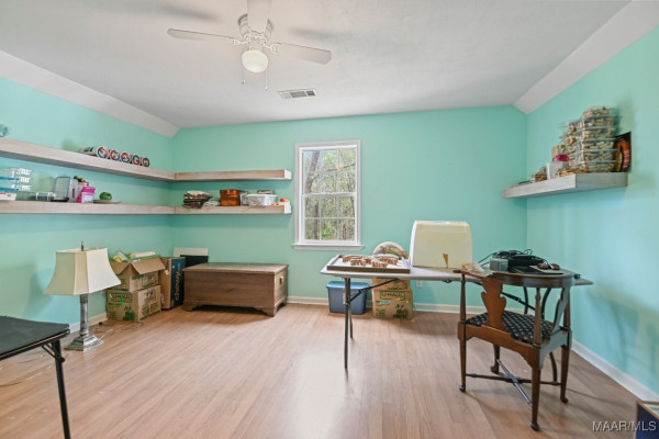 900 Lucys Trail