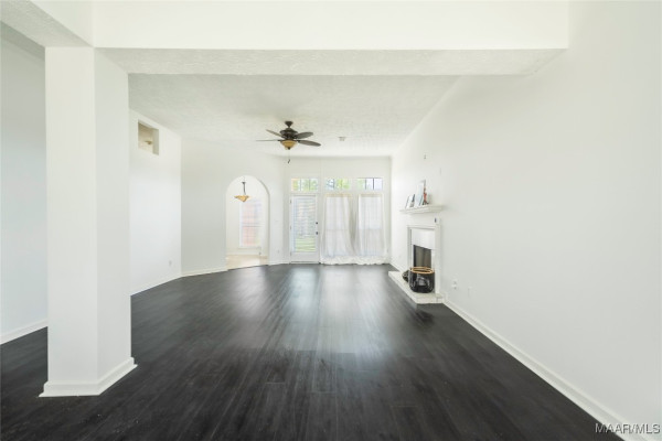 6731 Mitzi Court