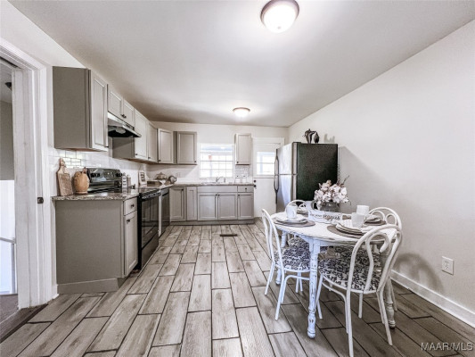 546 W 4th Street