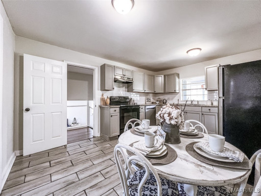 546 W 4th Street
