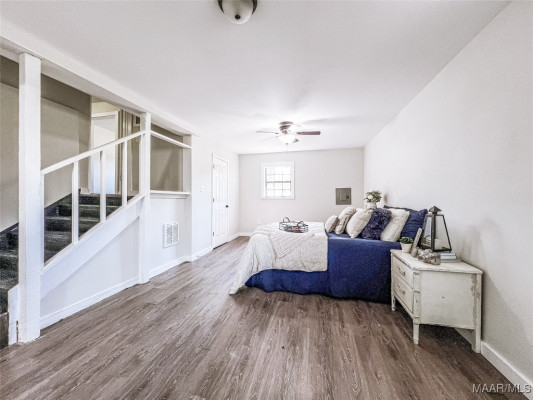 546 W 4th Street