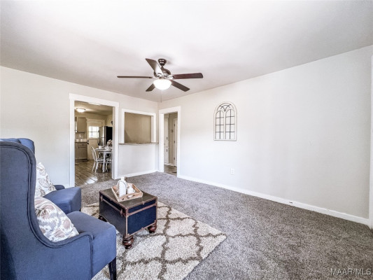 546 W 4th Street