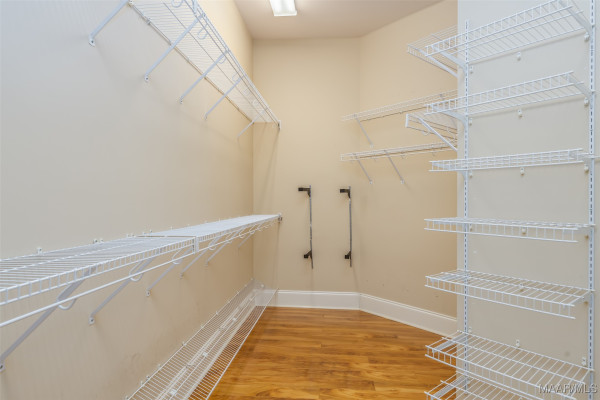 9533 FENDALL HALL Circle