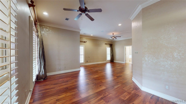 9836 Wyncrest Circle