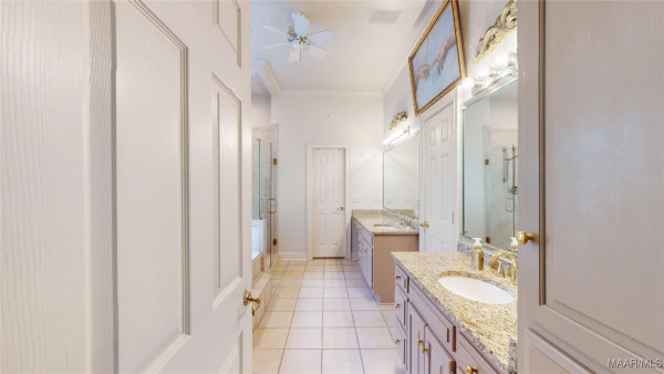 9836 Wyncrest Circle