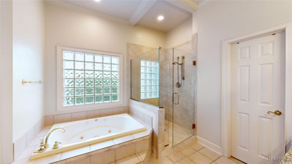 9836 Wyncrest Circle