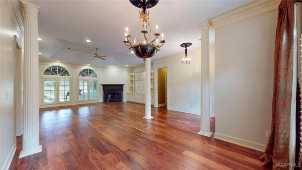 9836 Wyncrest Circle