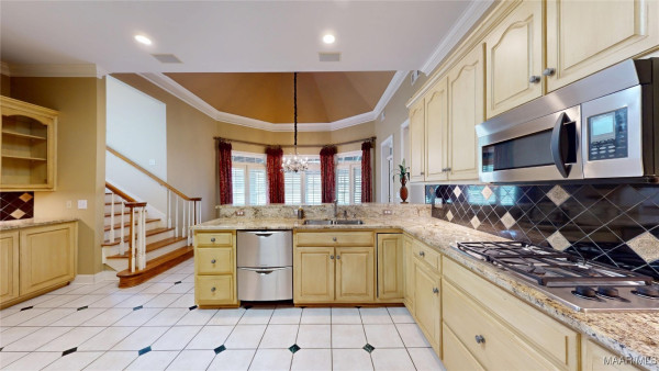 9836 Wyncrest Circle