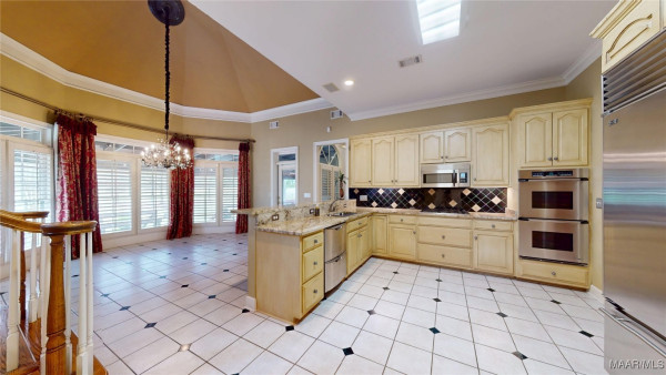 9836 Wyncrest Circle