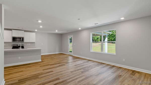 5954 Cunningham Trail