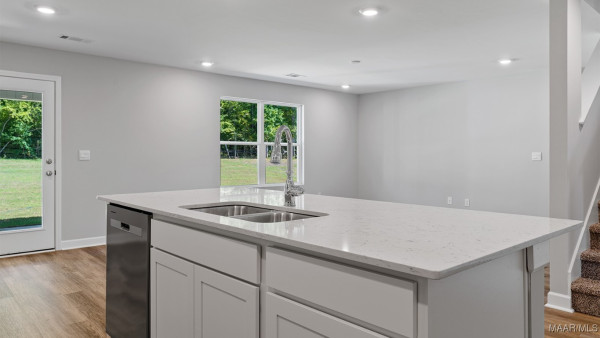 5954 Cunningham Trail