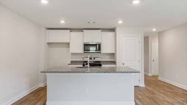 5958 Cunningham Trail