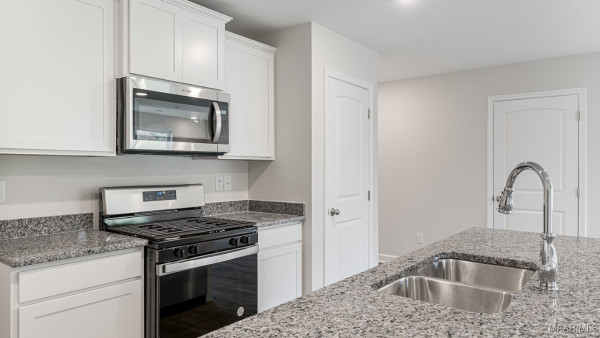 5958 Cunningham Trail