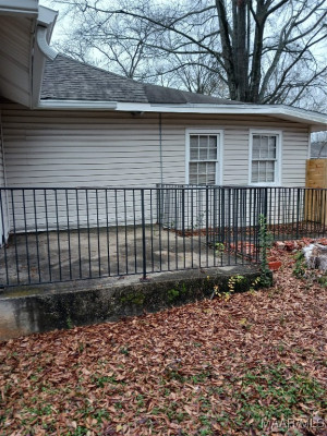 1738 W 3rd Street