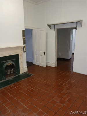 1813 W 3rd Street