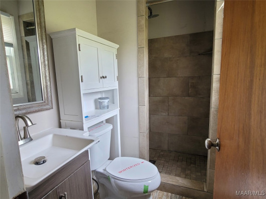 2225 Dexter Road