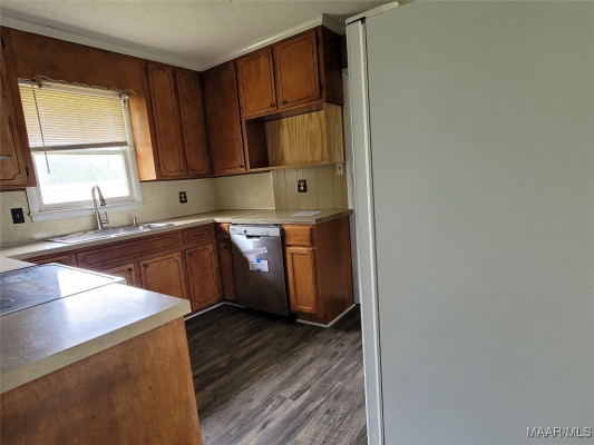 2225 Dexter Road