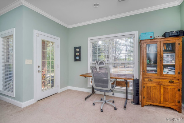 6 FAIRWAY Drive