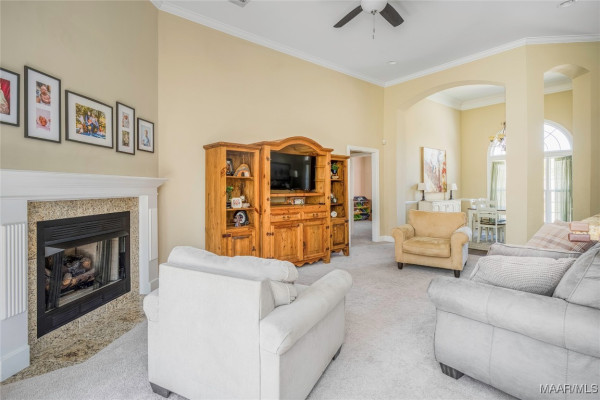 6 FAIRWAY Drive
