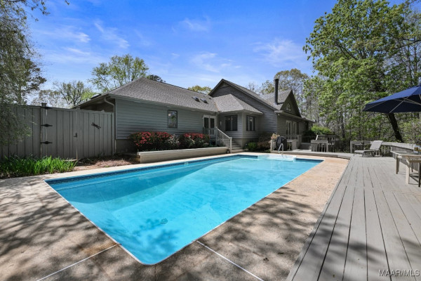 107 Cherokee Drive