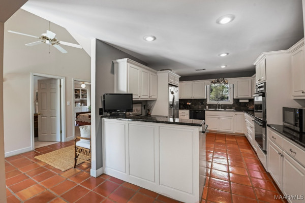 107 Cherokee Drive