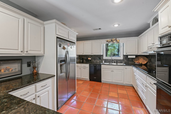 107 Cherokee Drive