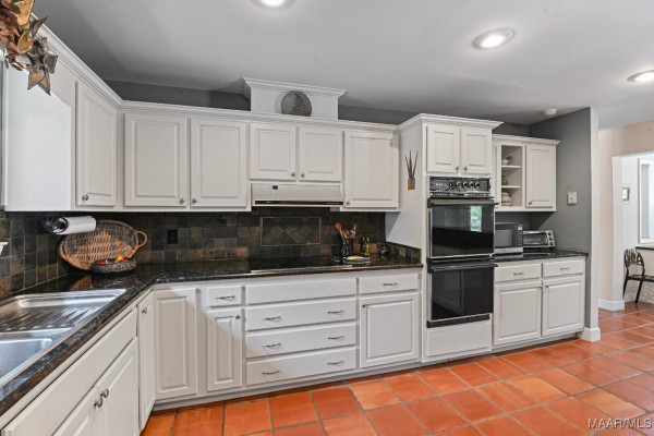 107 Cherokee Drive