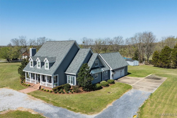 417 Oak Ridge Drive