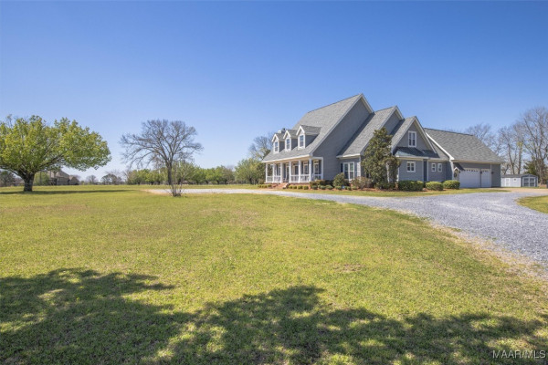 417 Oak Ridge Drive