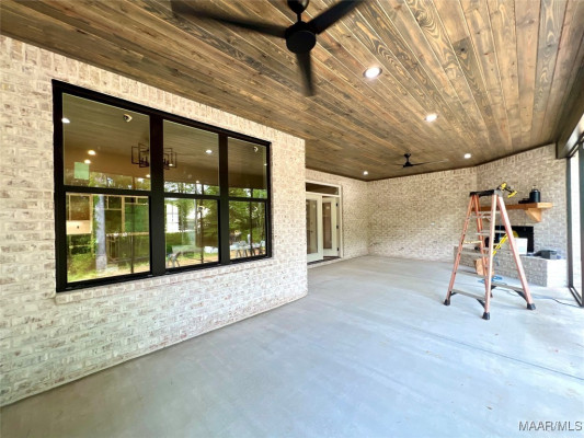 1150 Southern Hills Drive