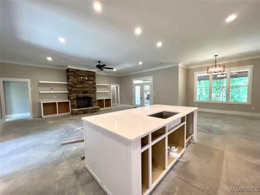 1150 Southern Hills Drive
