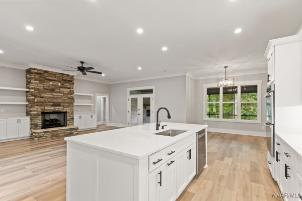 1150 Southern Hills Drive