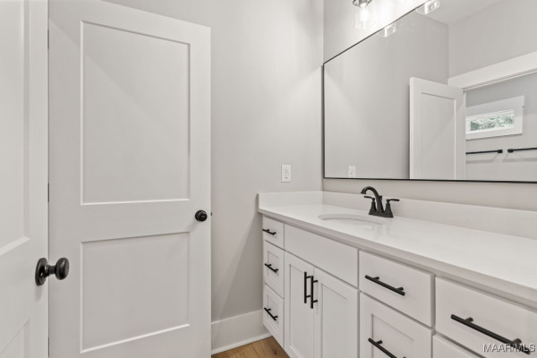 1150 Southern Hills Drive