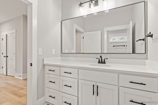 1150 Southern Hills Drive