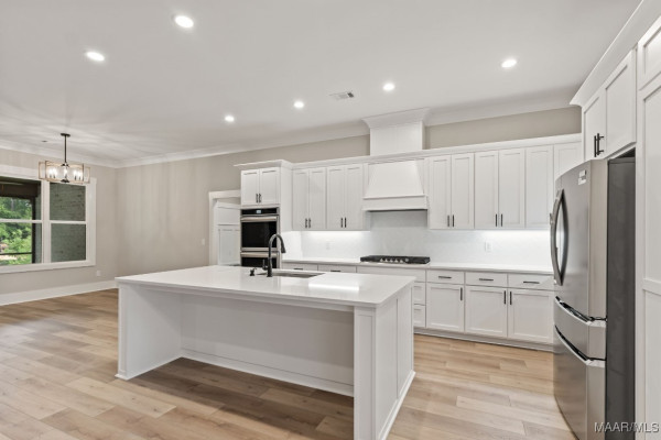 1150 Southern Hills Drive