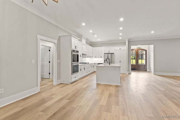 1150 Southern Hills Drive