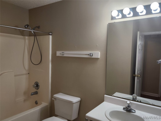7505 Muirfield Loop
