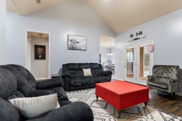 1712 Honeysuckle Ridge Drive