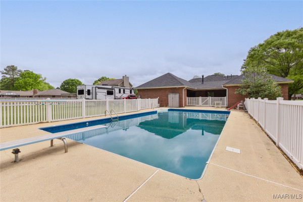 1465 W Overbrook Road