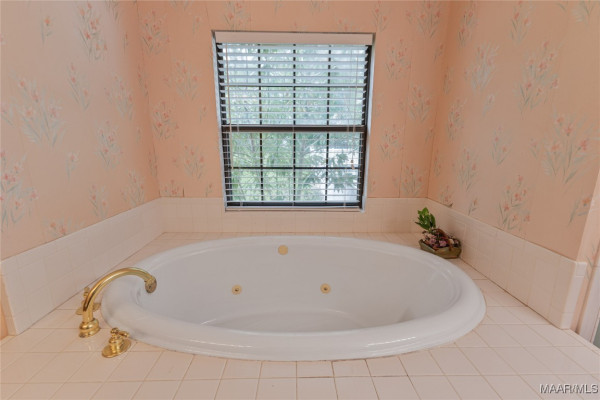 1465 W Overbrook Road