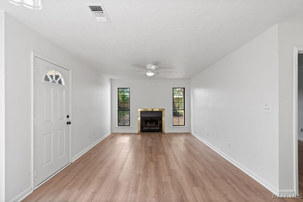 4344 Hillside Oaks .