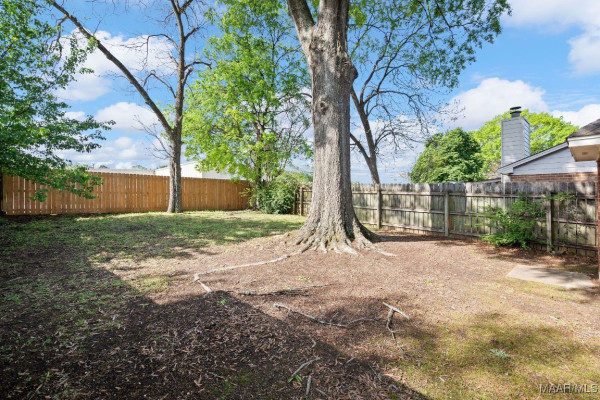 4344 Hillside Oaks .