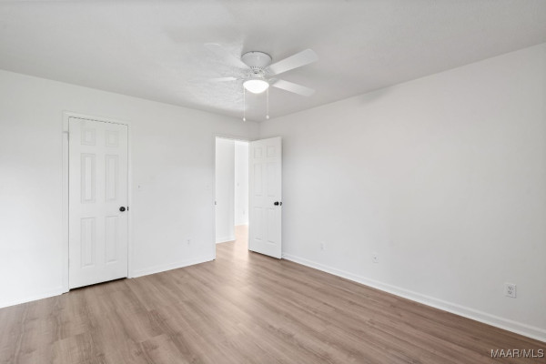 4344 Hillside Oaks .