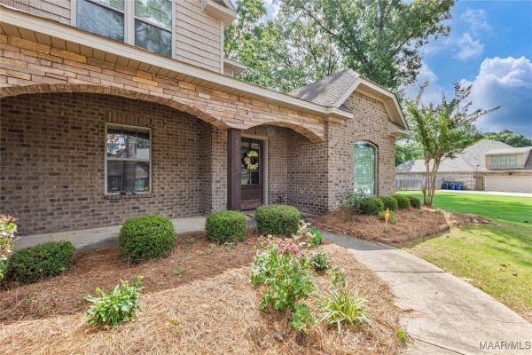 126 N Dogwood Terrace
