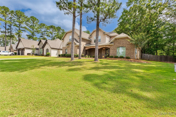 126 N Dogwood Terrace