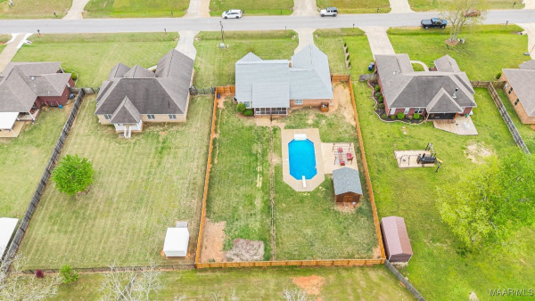 64 Curlee Way