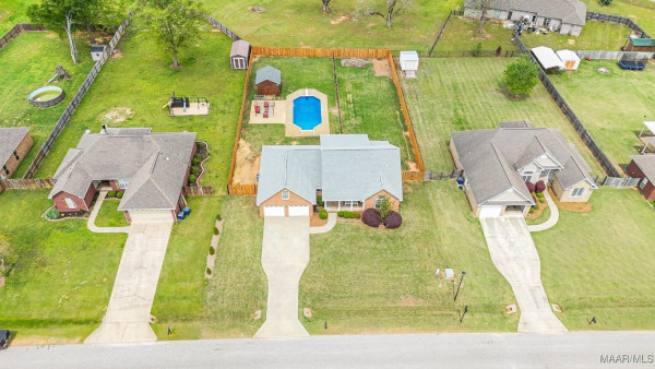 64 Curlee Way