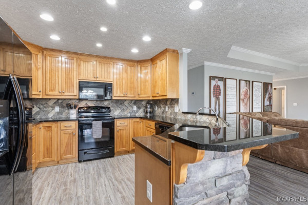 64 Curlee Way